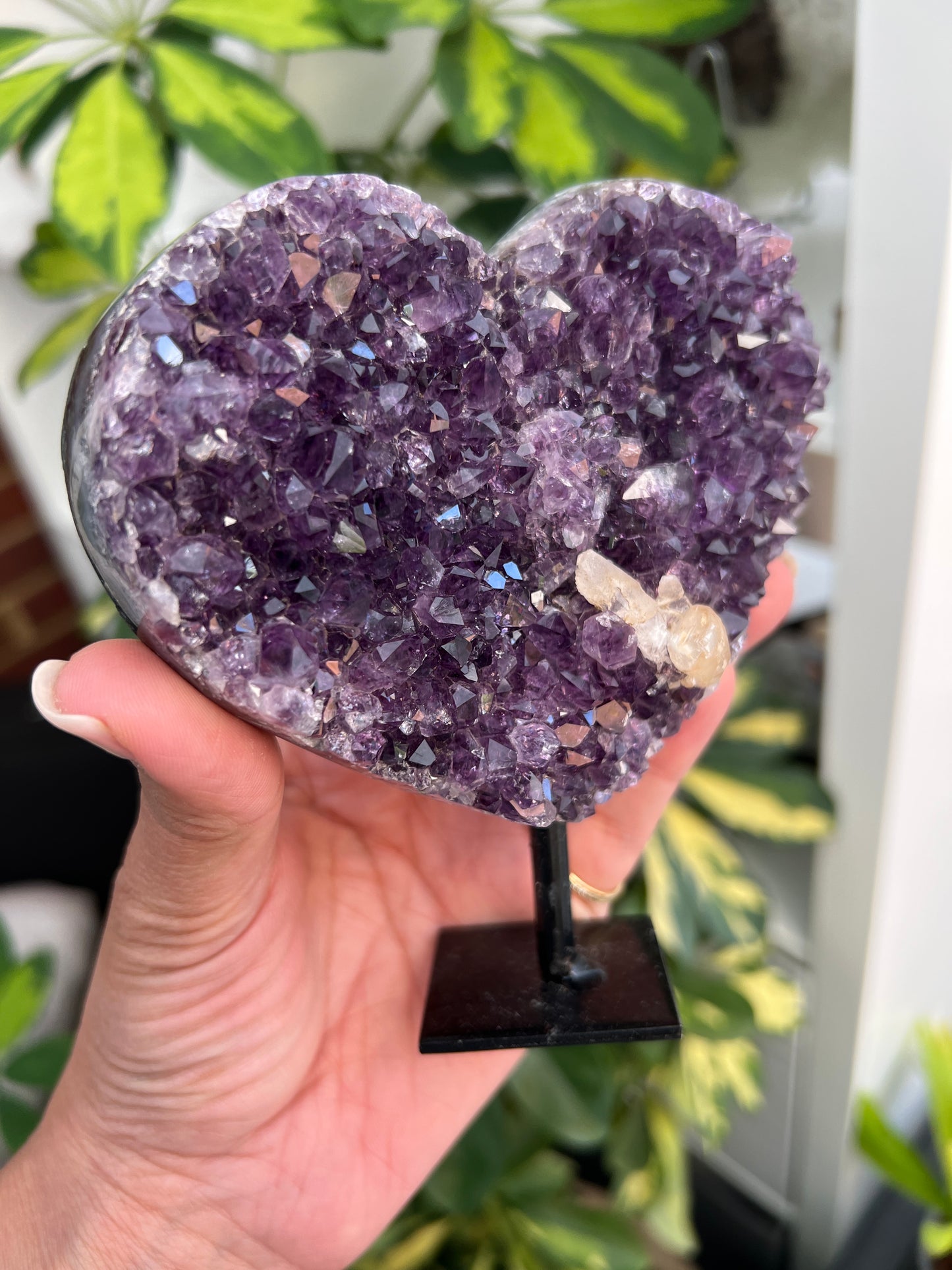 Uruguayan Amethyst Heart On A Stand