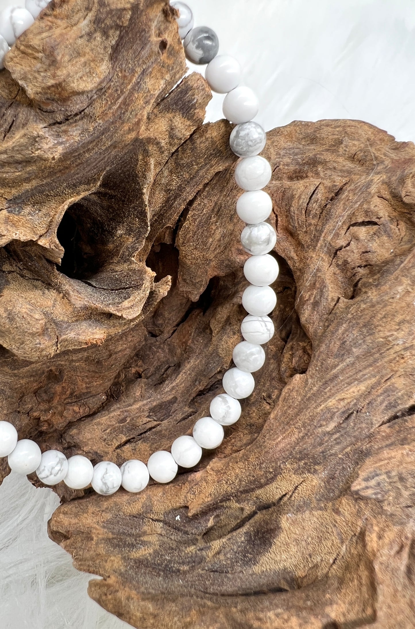 Howlite Bracelet