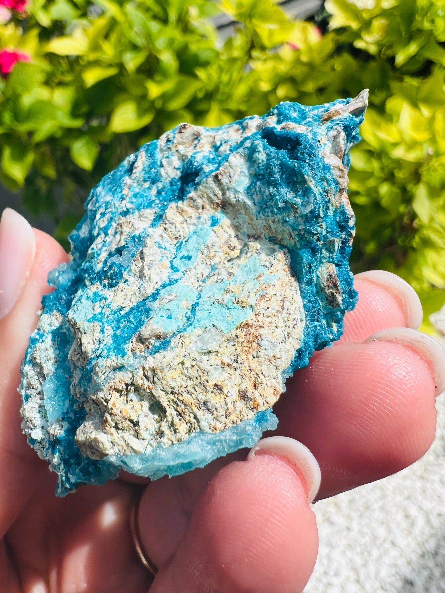 Veszelyite on Hemimorphite