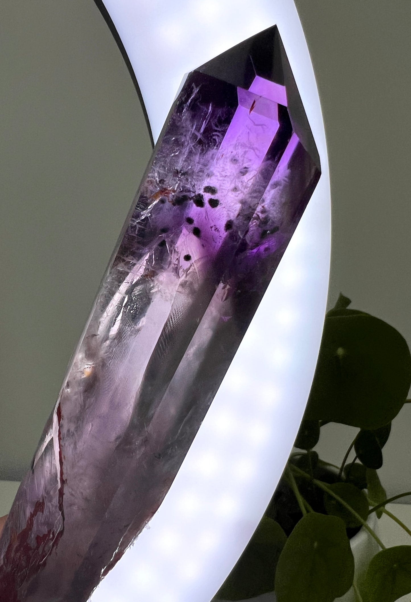 Amethyst Sceptre with Hollandite