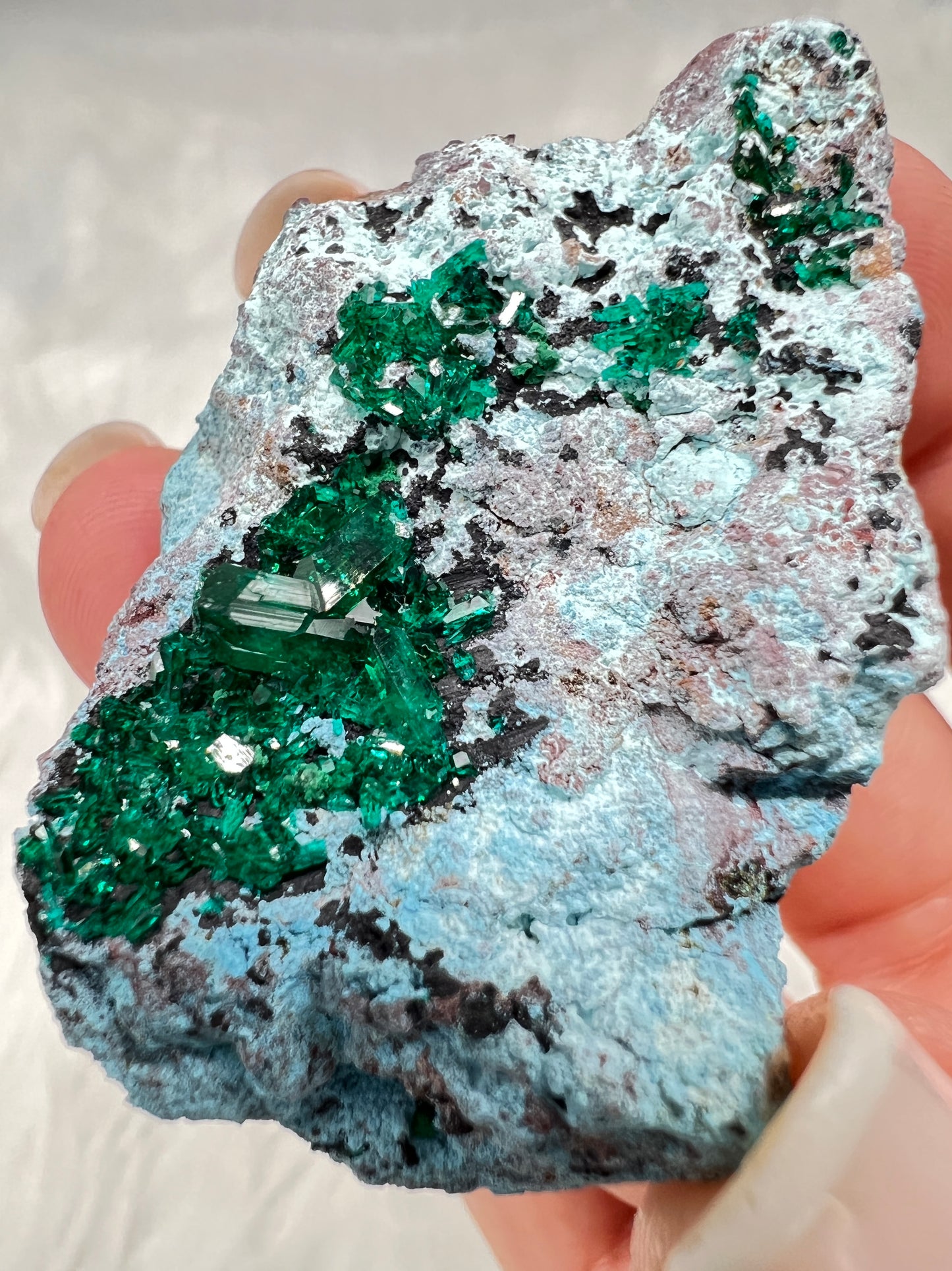 Dioptase on Plancheite