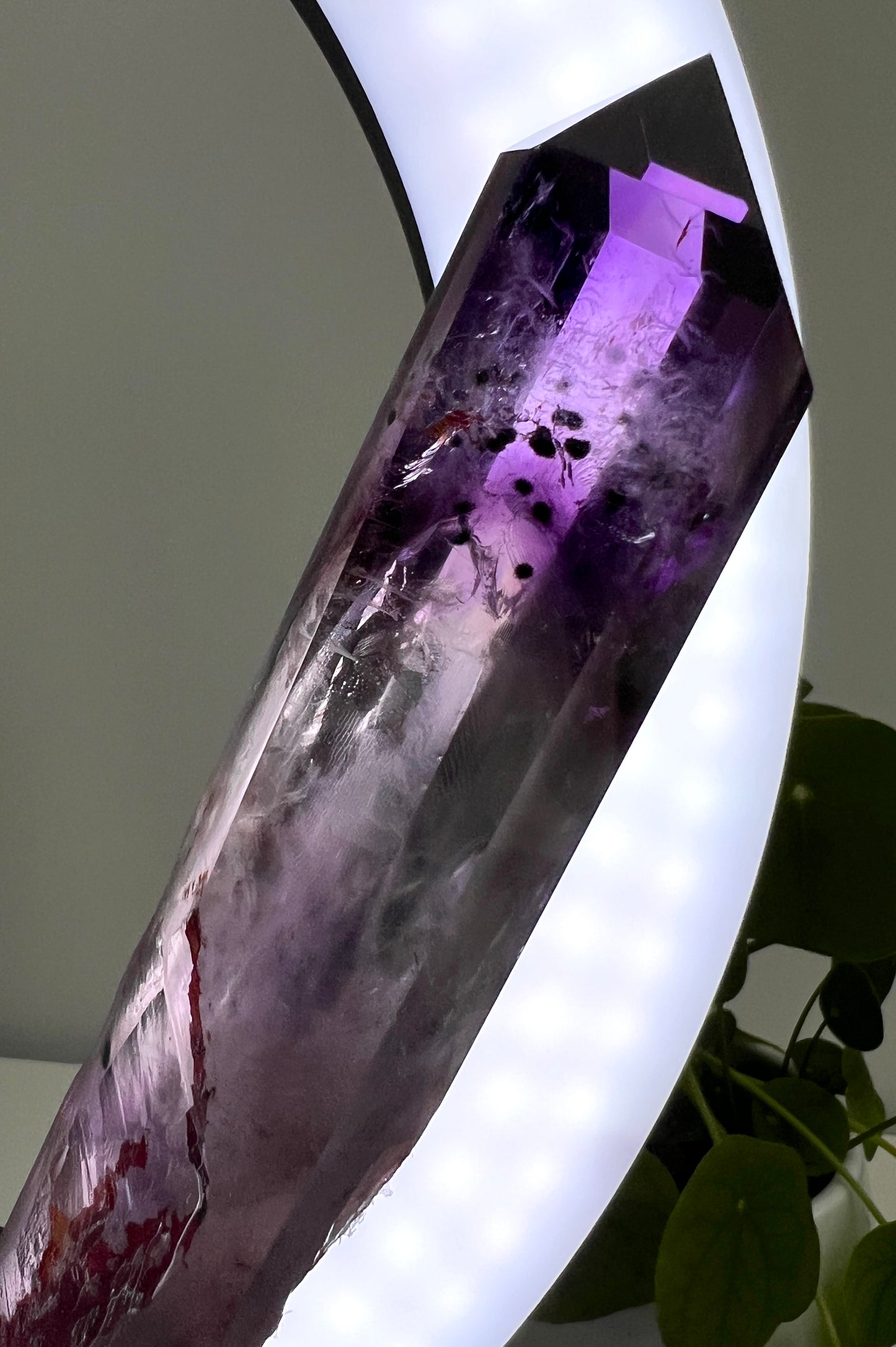 Amethyst Sceptre with Hollandite